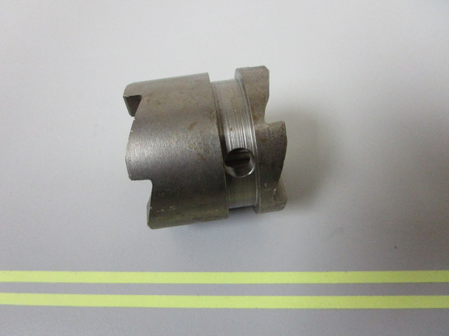 *NEW OEM* 0810 Mercury Quicksilver Clutch Dog 52-92911T