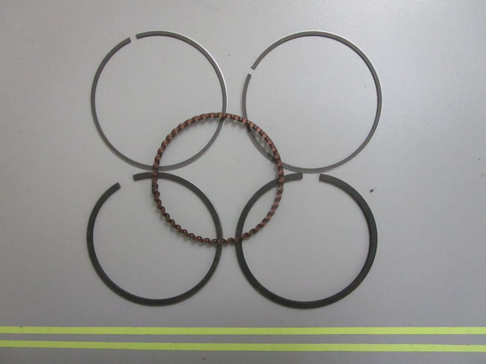 *NEW OEM* 0810 Honda Piston Ring Set 13011-121-762