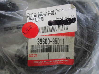 *NEW OEM* 0820 Suzuki Receptacle 39600-95D11
