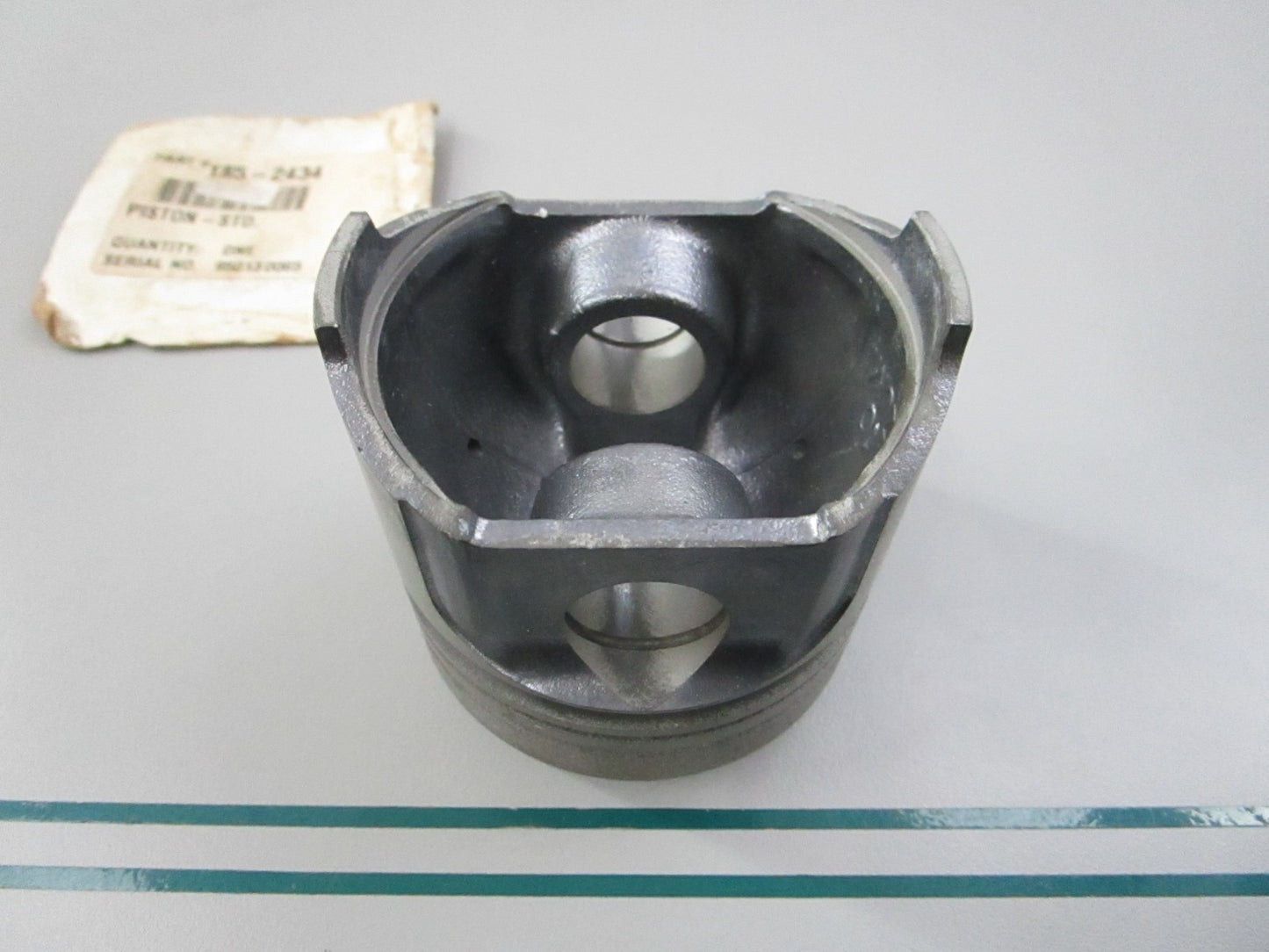 NEW OEM 185-2434 Onan Piston 0810