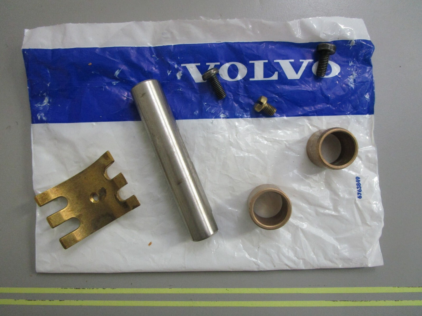 *NEW OEM* 0820 Volvo Penta Water Pump Repair Kit 875574