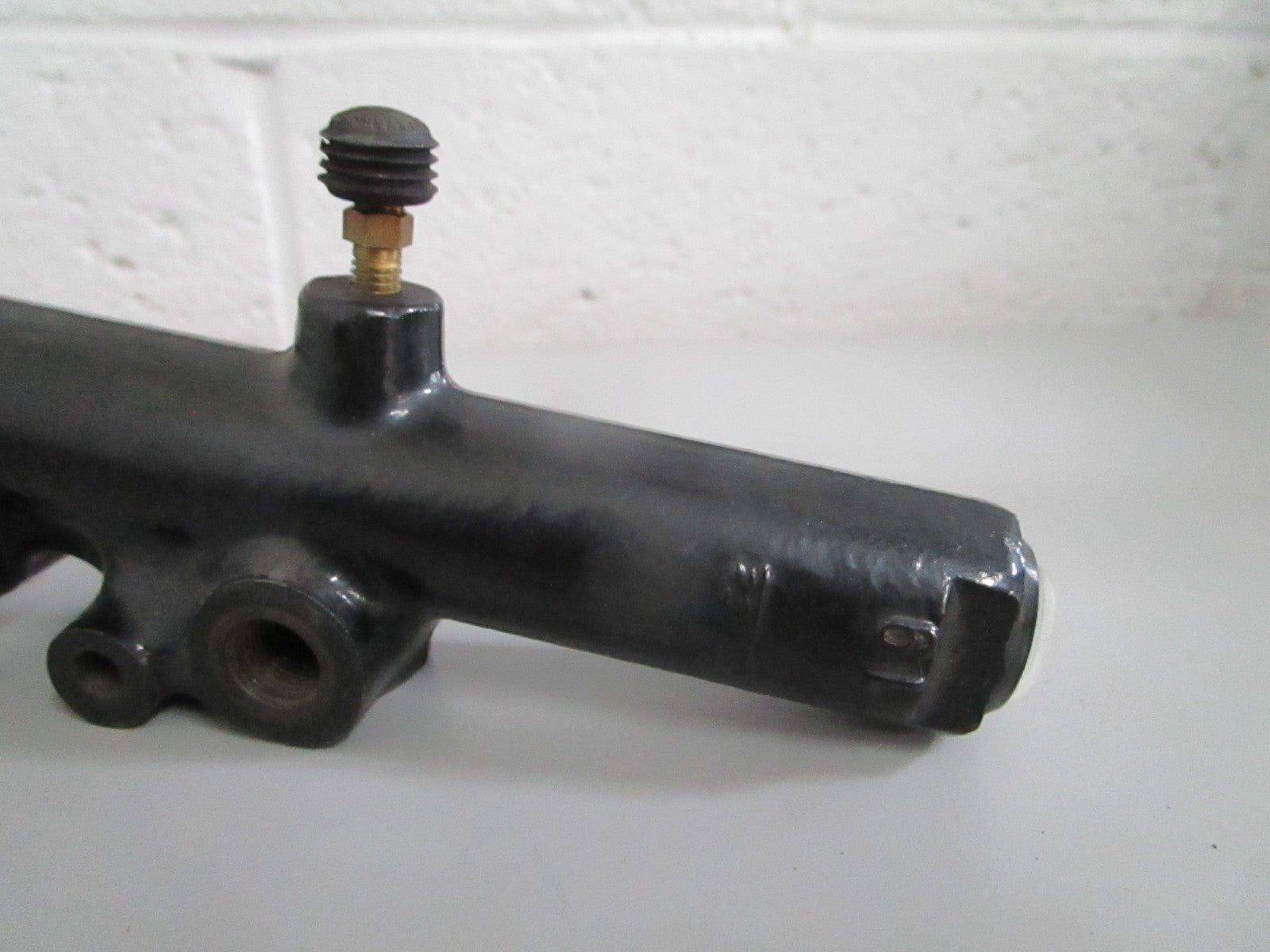 NEW OEM 0002957806 Mercedes-Benz Clutch Master Cylinder 0820