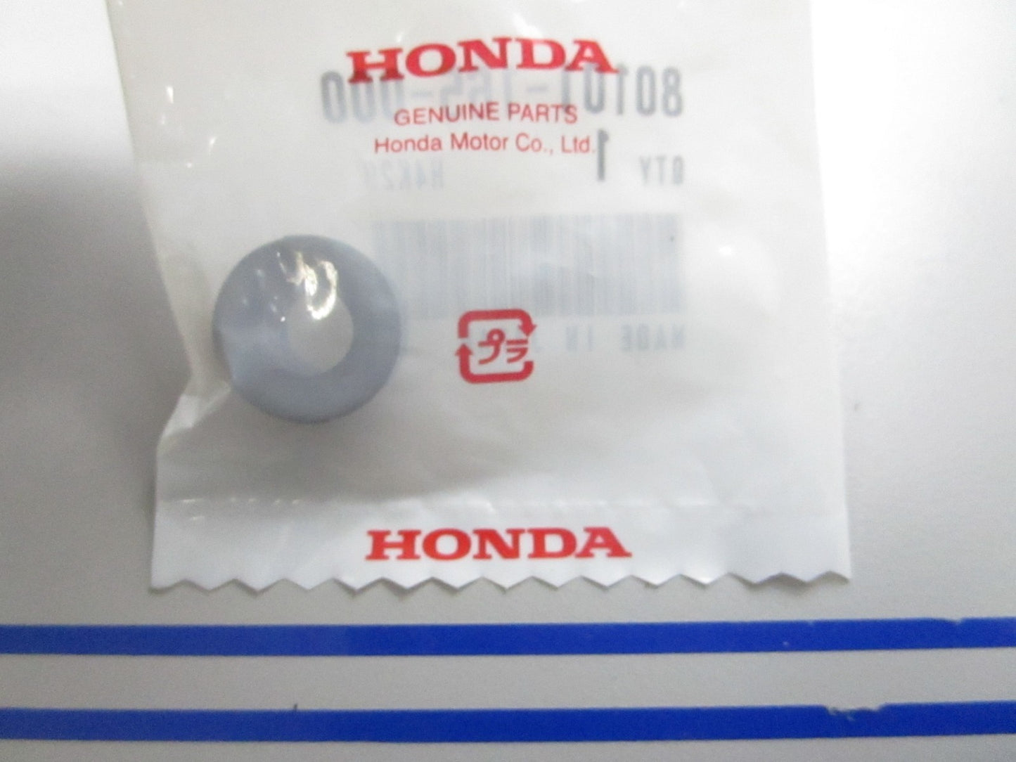 *NEW OEM* 0810 Honda Rudder Fender Cushion 80101-165-000