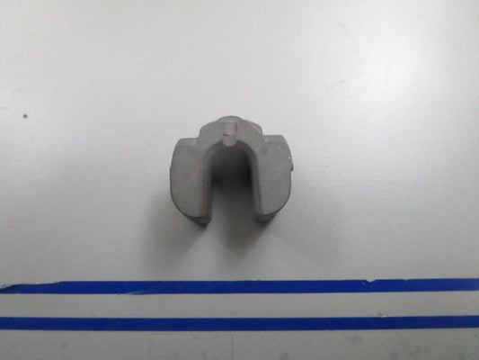 *NEW OEM* 0810 OMC Johnson Evinrude Shift Cradle 322900 0322900