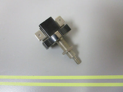 *NEW OEM* 0810 Volvo Penta Switch 819079