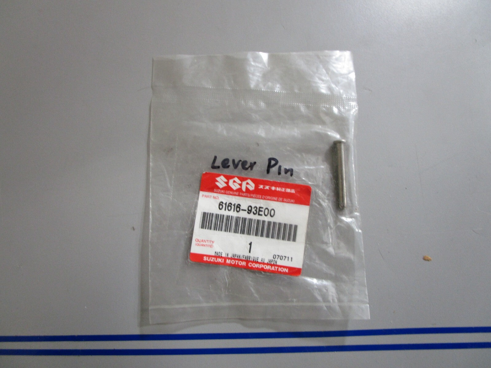 *NEW OEM* 0810 Suzuki Lever Pin 61616-93E00