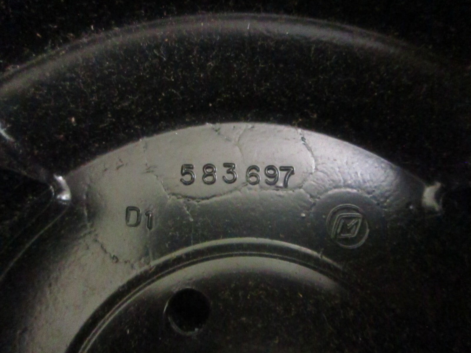 *NEW OEM* 0820 OMC Johnson Evinrude Flywheel 583696 0583696