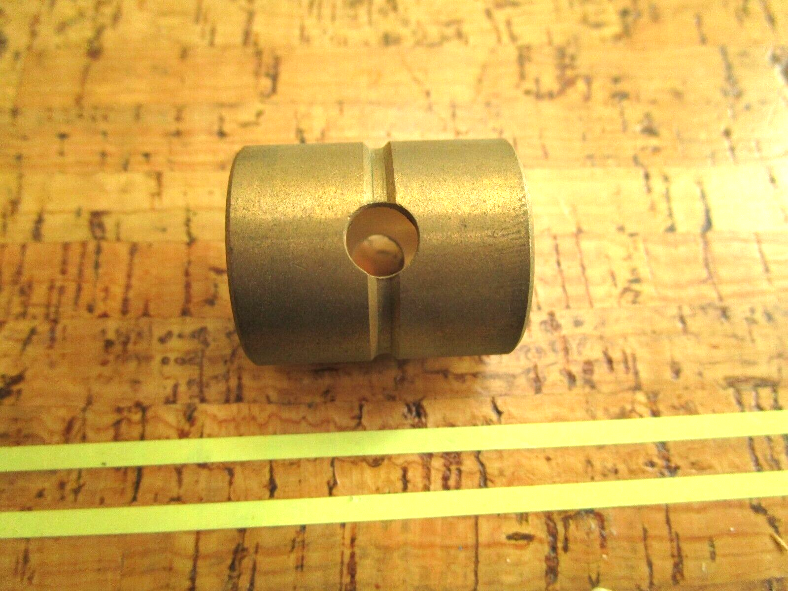 *NEW OEM* 0750 OMC Johnson Evinrude BRASS BUSHING 303690 0303690