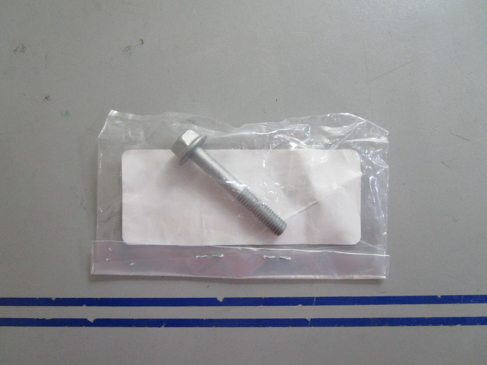 *NEW OEM* 0810 Yamaha Flange Bolt 90105-06151-00