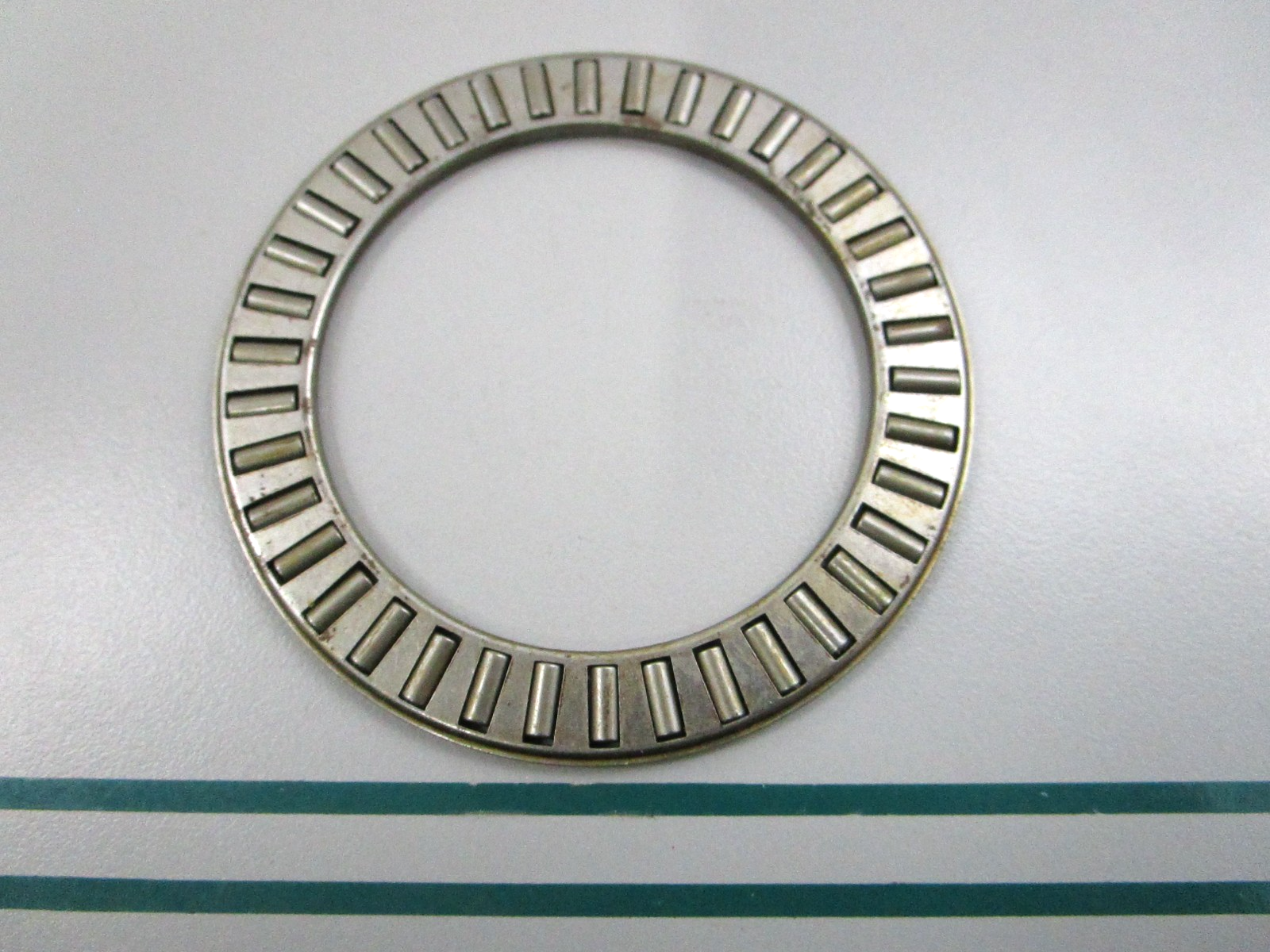 NEW OEM 385043 0385043 OMC Johnson Evinrude Thrust Bearing 0810