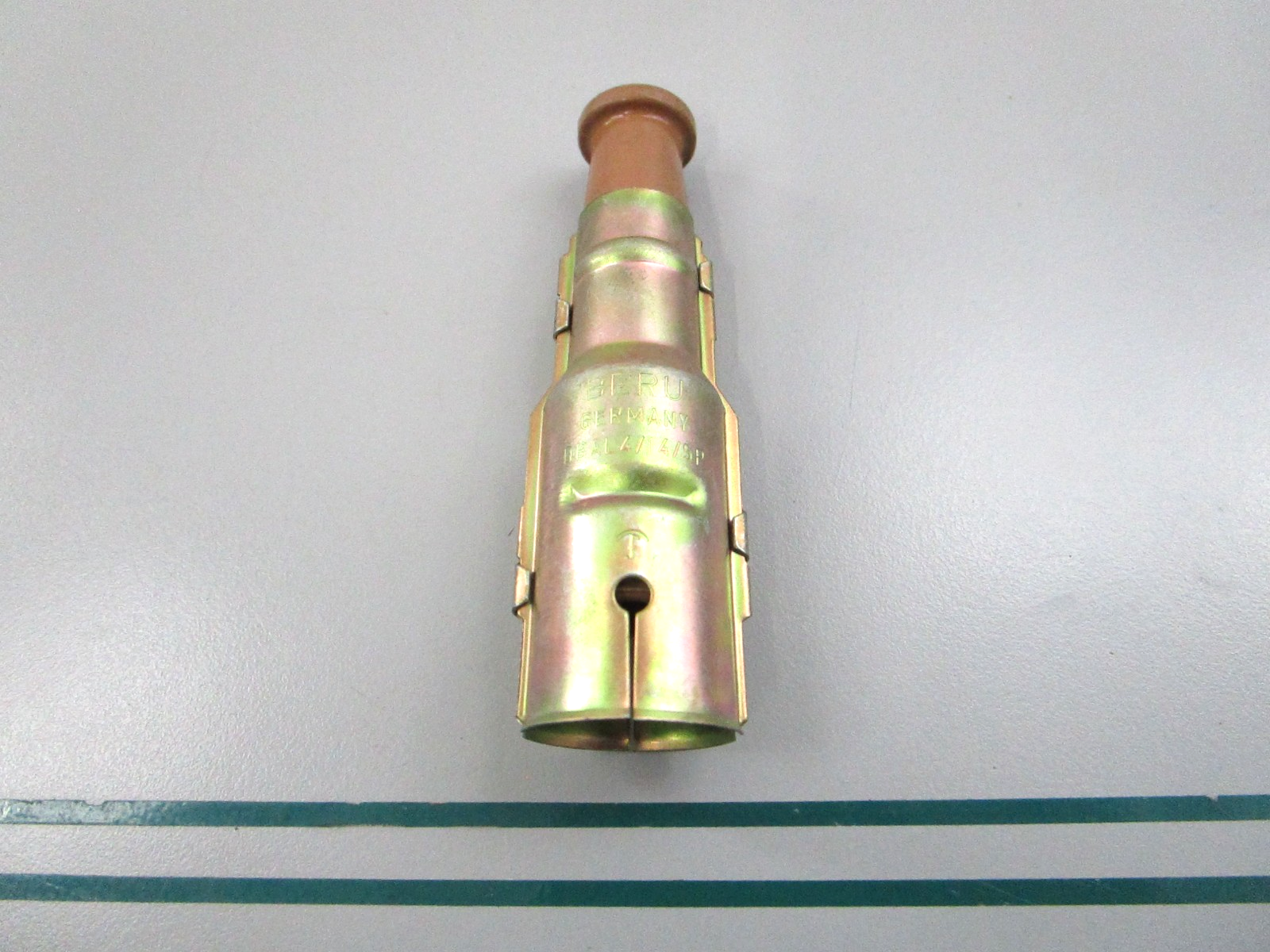 NEW OEM 0001563510 Mercedes-Benz Connector 0810