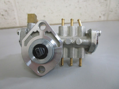 *NEW OEM* 0820 Suzuki Oil Pump Ay 16100-92E11