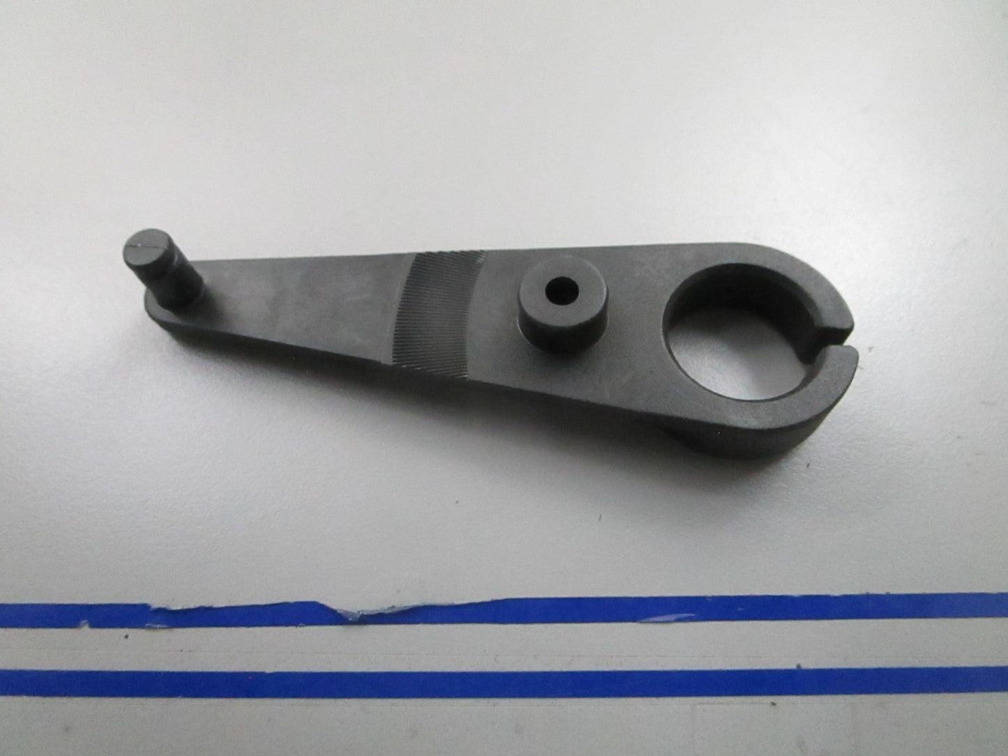 *NEW OEM* 0810 OMC Johnson Evinrude Roller Arm 335545 0335545