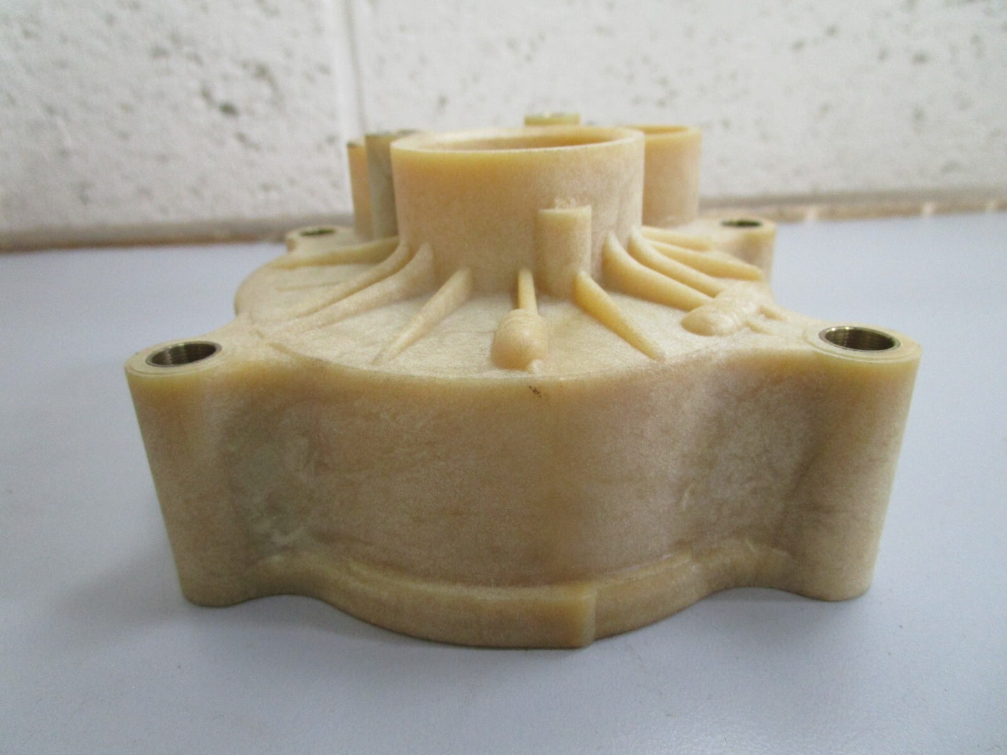 *NEW OEM* 0820 OMC Johnson Evinrude Water Pump Housing 315505 0315505