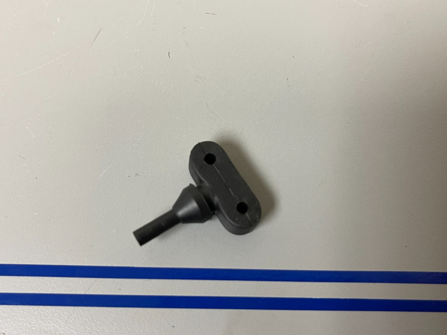 *NEW OEM* 0810 OMC Johnson Evinrude Rubber Holder 115194 0115194