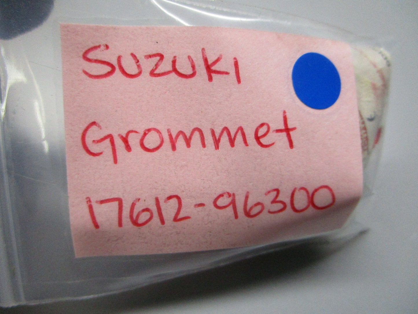 *NEW OEM* 0810 Suzuki Grommet 17612-96300
