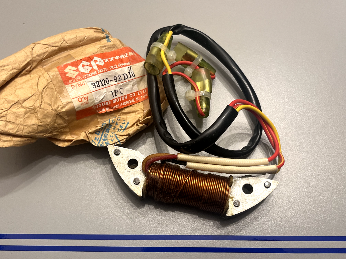 *NEW OEM* 0720 Suzuki 8 hp 9.9 hp Lighting Coil 32120-92D10