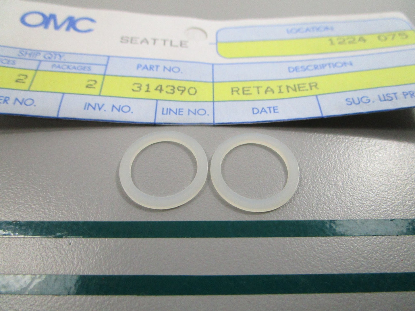 NEW OEM (LOT OF 2) 314390 0314390 OMC Johnson Evinrude Retainer 0810