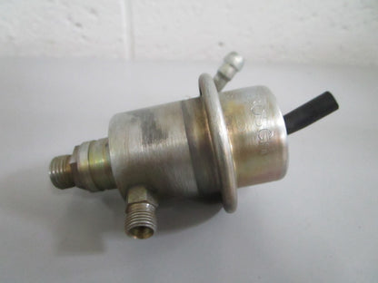 NEW OEM 0000780392 0438161001 Mercedes-Benz Bosch Fuel Pressure Regulator 0820