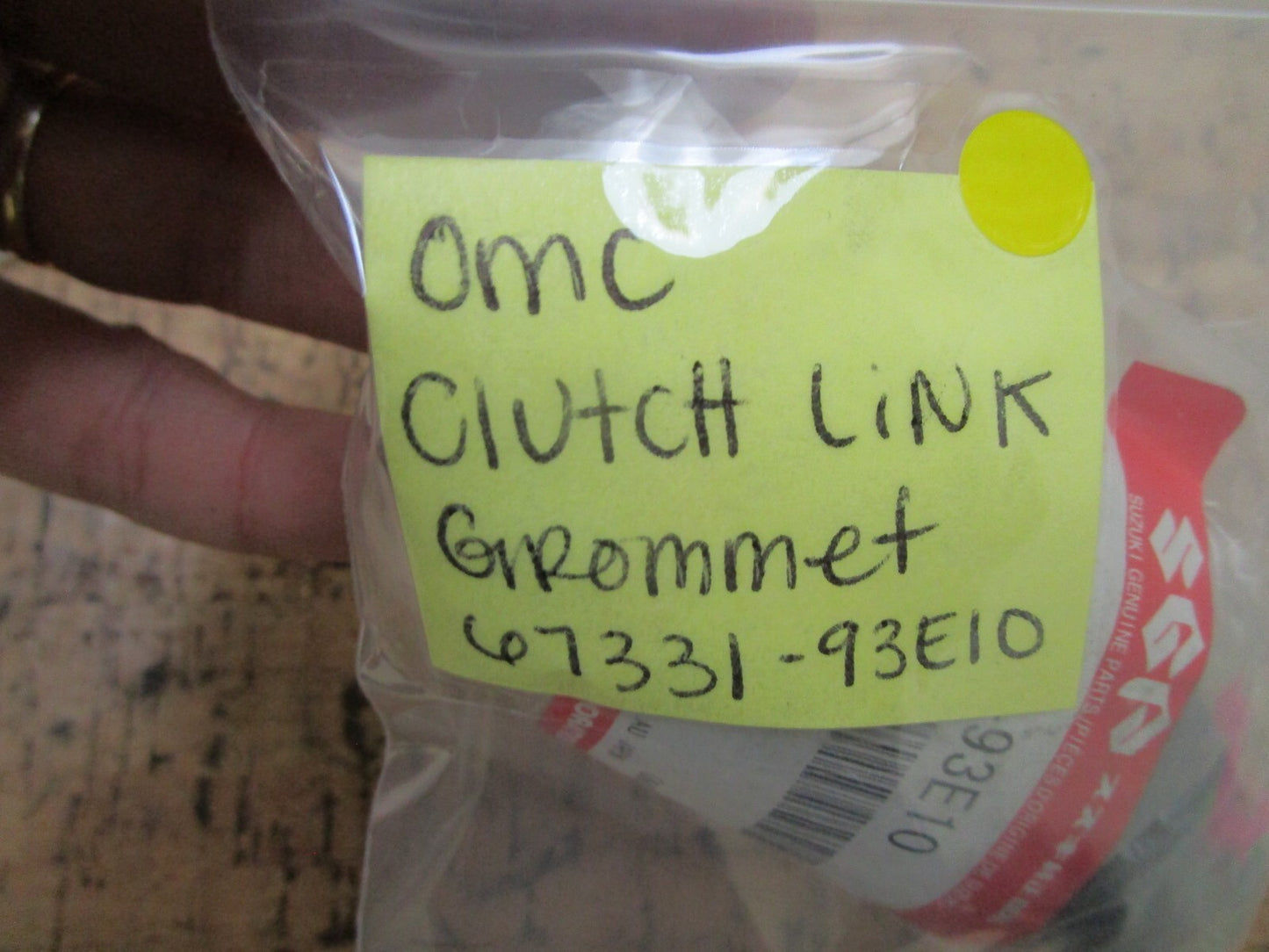 *NEW OEM* 0750 OMC Johnson Evinrude CLUTCH LINK GROMMET 67331-93E10
