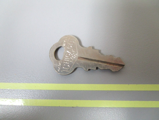 *NEW OEM* 0810 OMC Johnson Evinrude Ignition Key KF44 501559 0501559