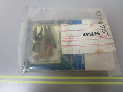 *NEW OEM* 0810 Volvo Penta Brush Kit 839275