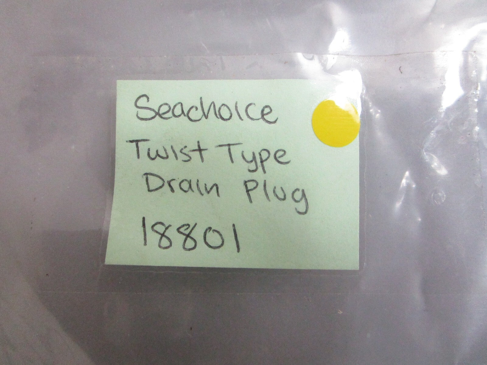 *NEW* 0810 Seachoice Twist Type Drain Plug 18801