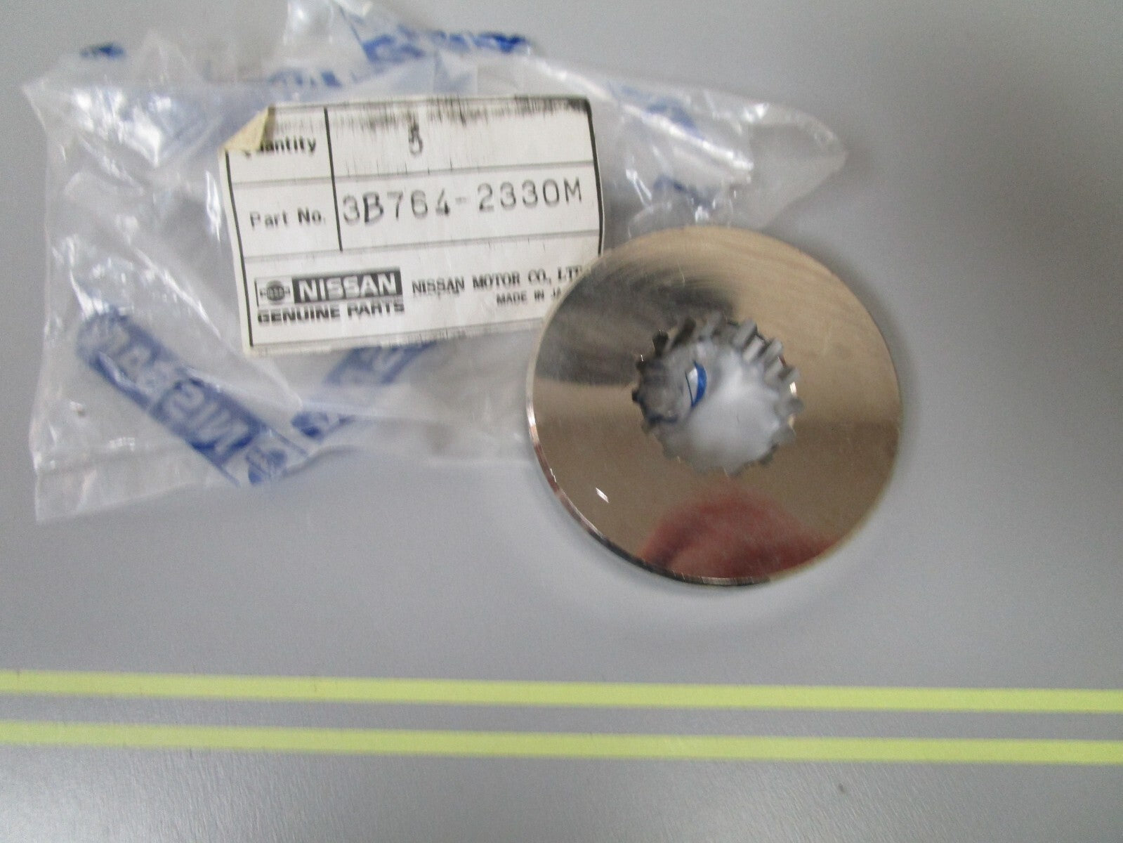 *NEW OEM* 0720 Nissan Tohatsu Stopper 3B7-64233-0 3B764-2330M