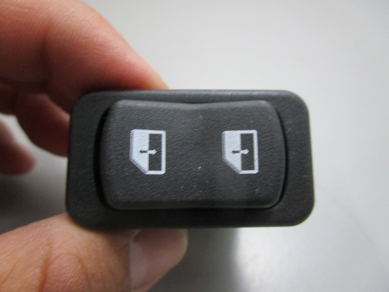 *NEW OEM* 0820 CAT 12AMP Window Regulator Switch 378-5143