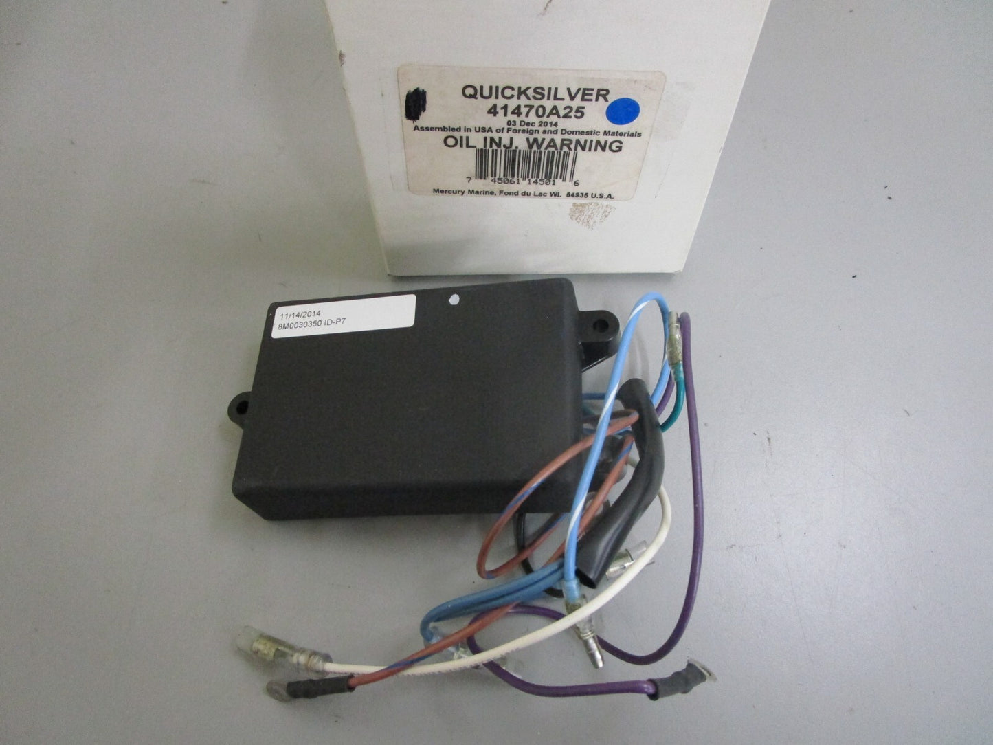 *NEW OEM* 0820 Mercury Quicksilver Oil Injection Warning 41470A25