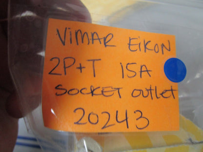 *NEW* 0720 Vimar Eikon 2P+T 15A Socket Outlet 20243