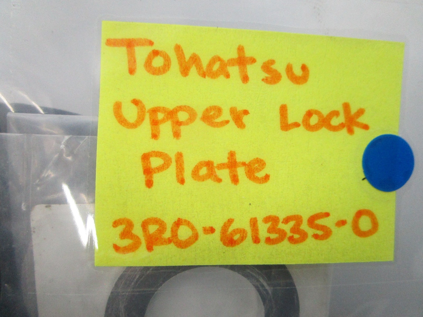 NEW OEM (LOT OF 2) 3R0-61335-0 3R0613350 Tohatsu Upper Lock Plate 0810
