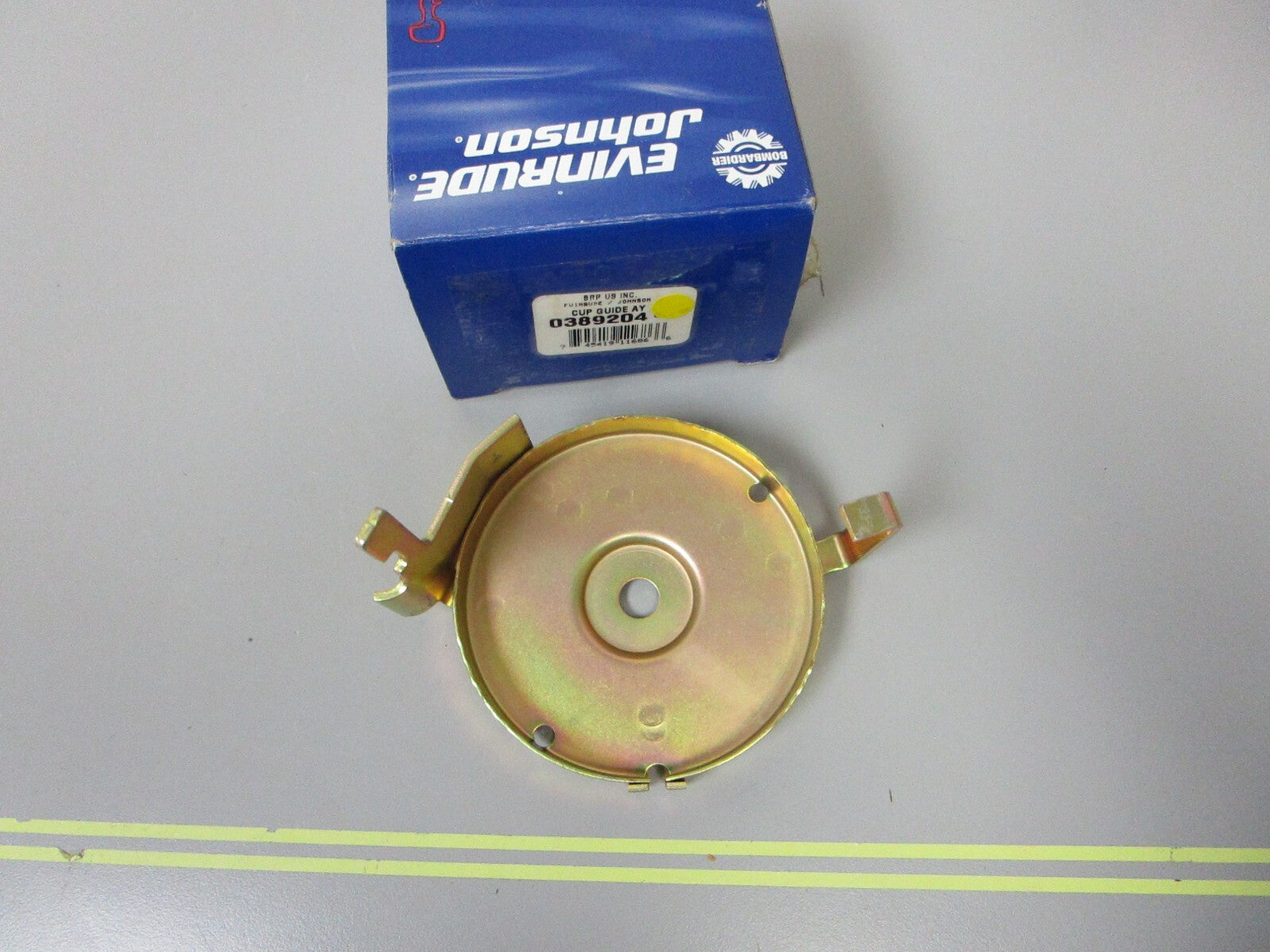 *NEW OEM* 0720 OMC Johnson Evinrude Cup Guide Assembly 389204 0389204
