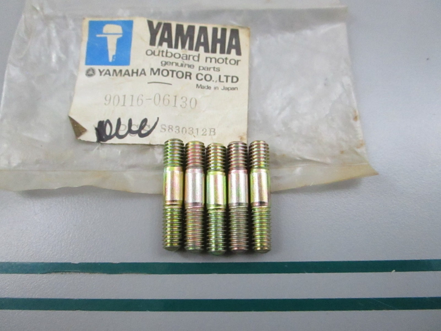 NEW OEM (LOT OF 5) 90116-06130-00 Yamaha Bolt Stud 0810