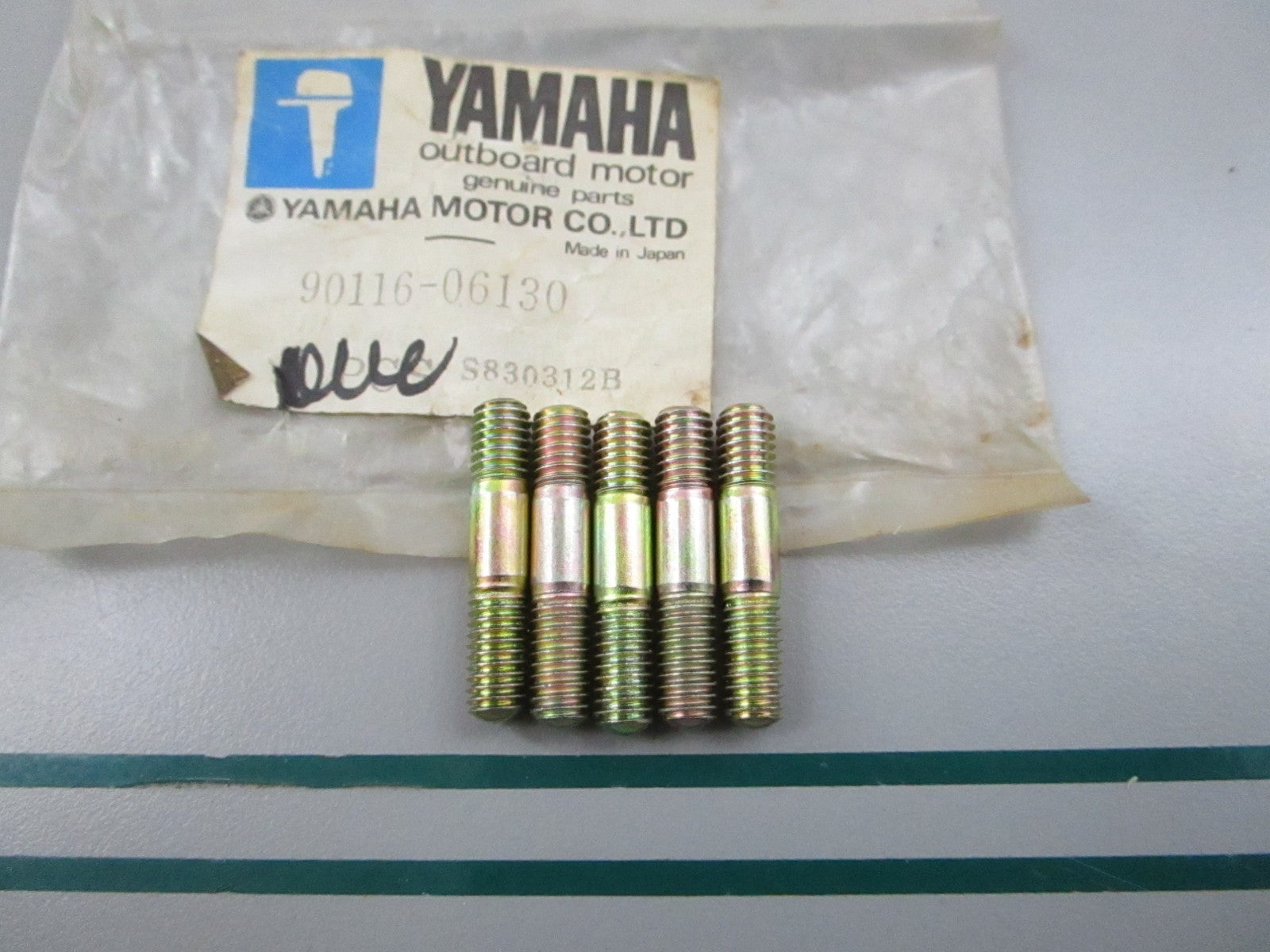 NEW OEM (LOT OF 5) 90116-06130-00 Yamaha Bolt Stud 0810