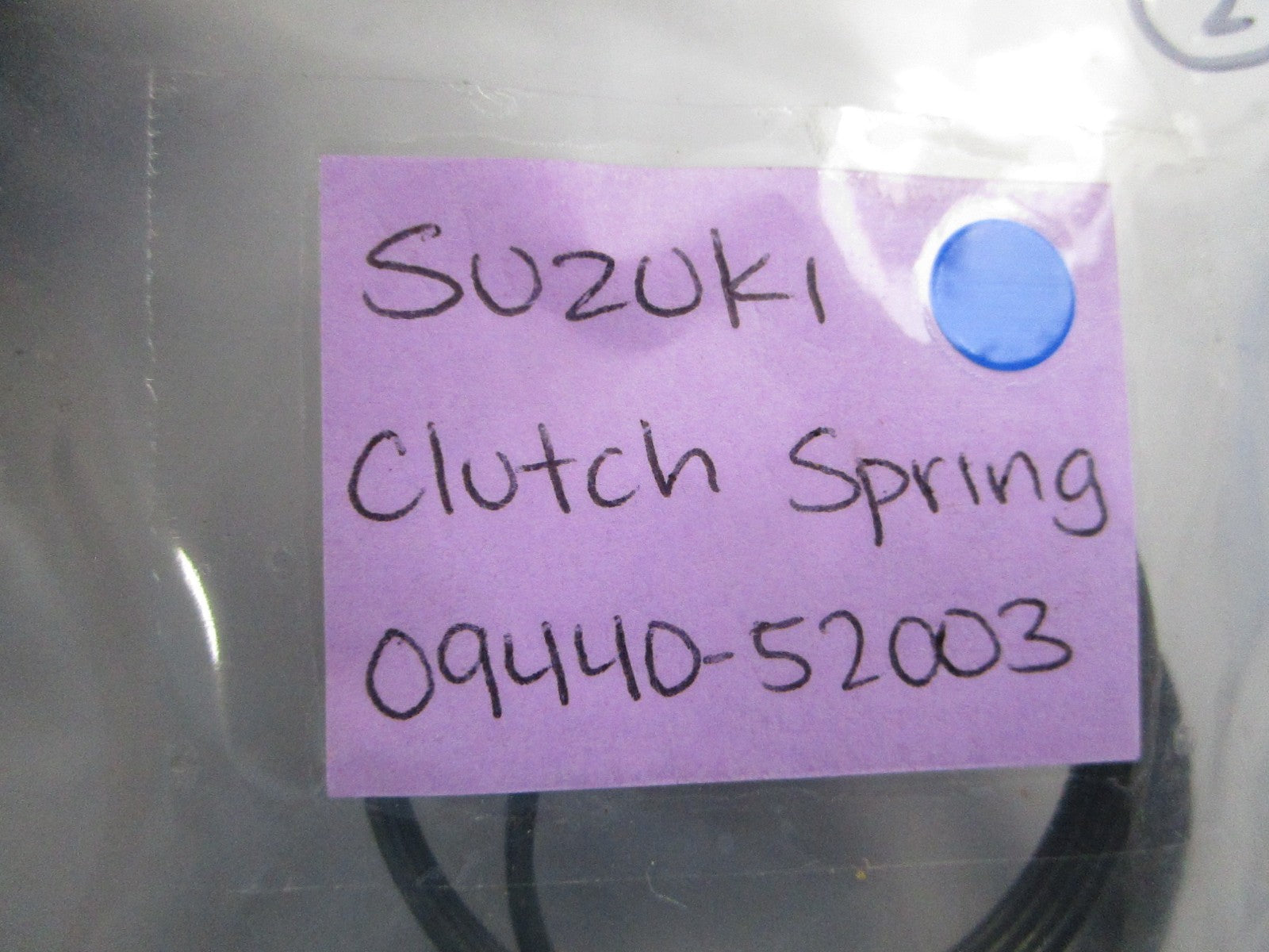 NEW OEM 09440-52003 Suzuki Clutch Spring 0810