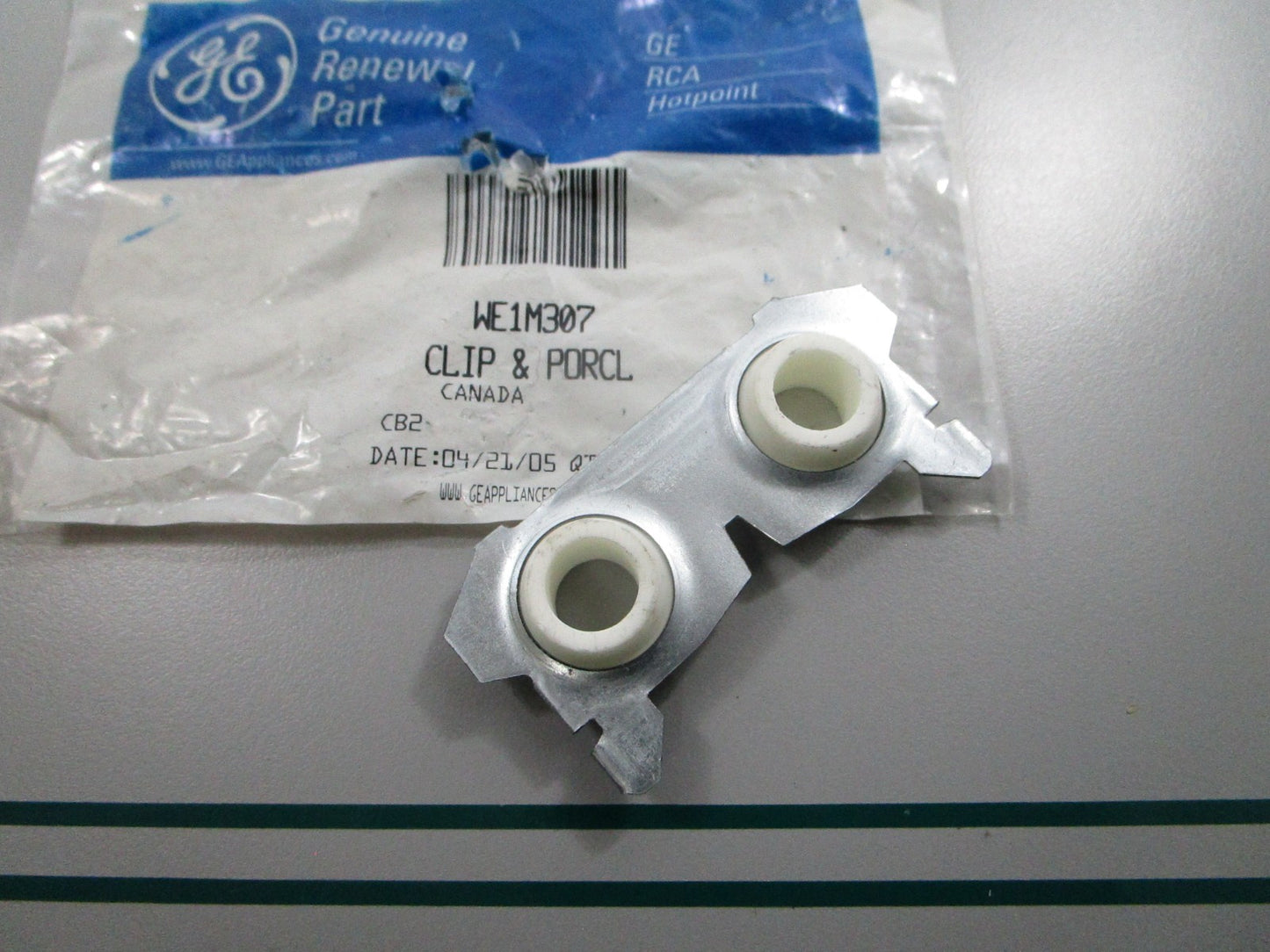 NEW OEM WE1M307 GE Dryer Heater Clip 0810