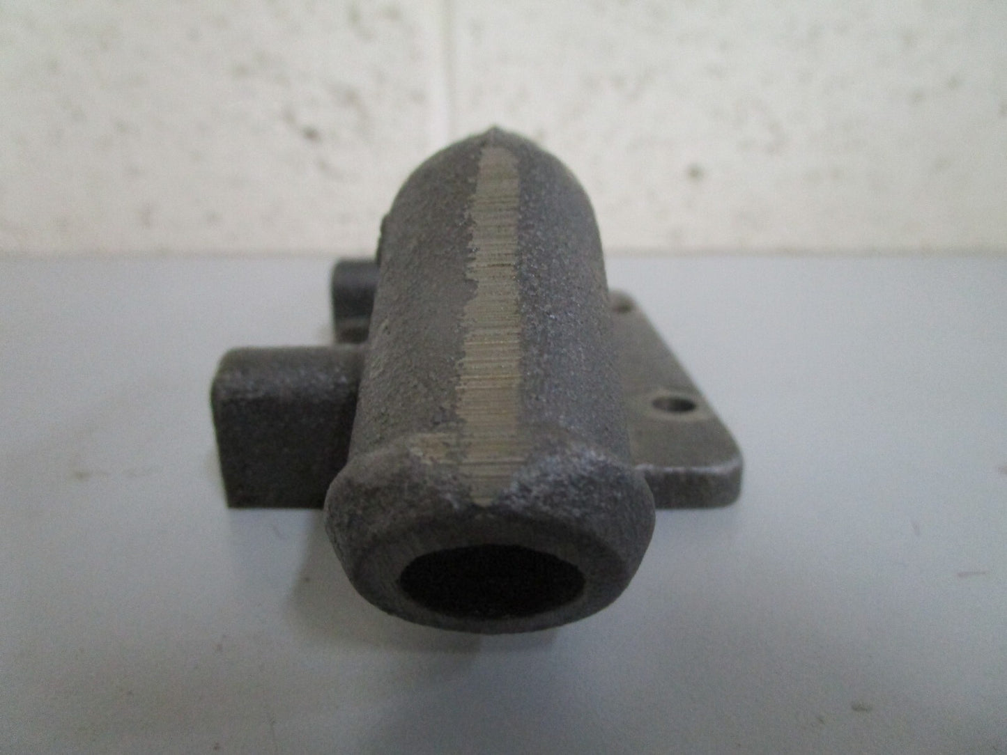 *NEW OEM* 0820 OMC Johnson Evinrude Housing 908216 0908216