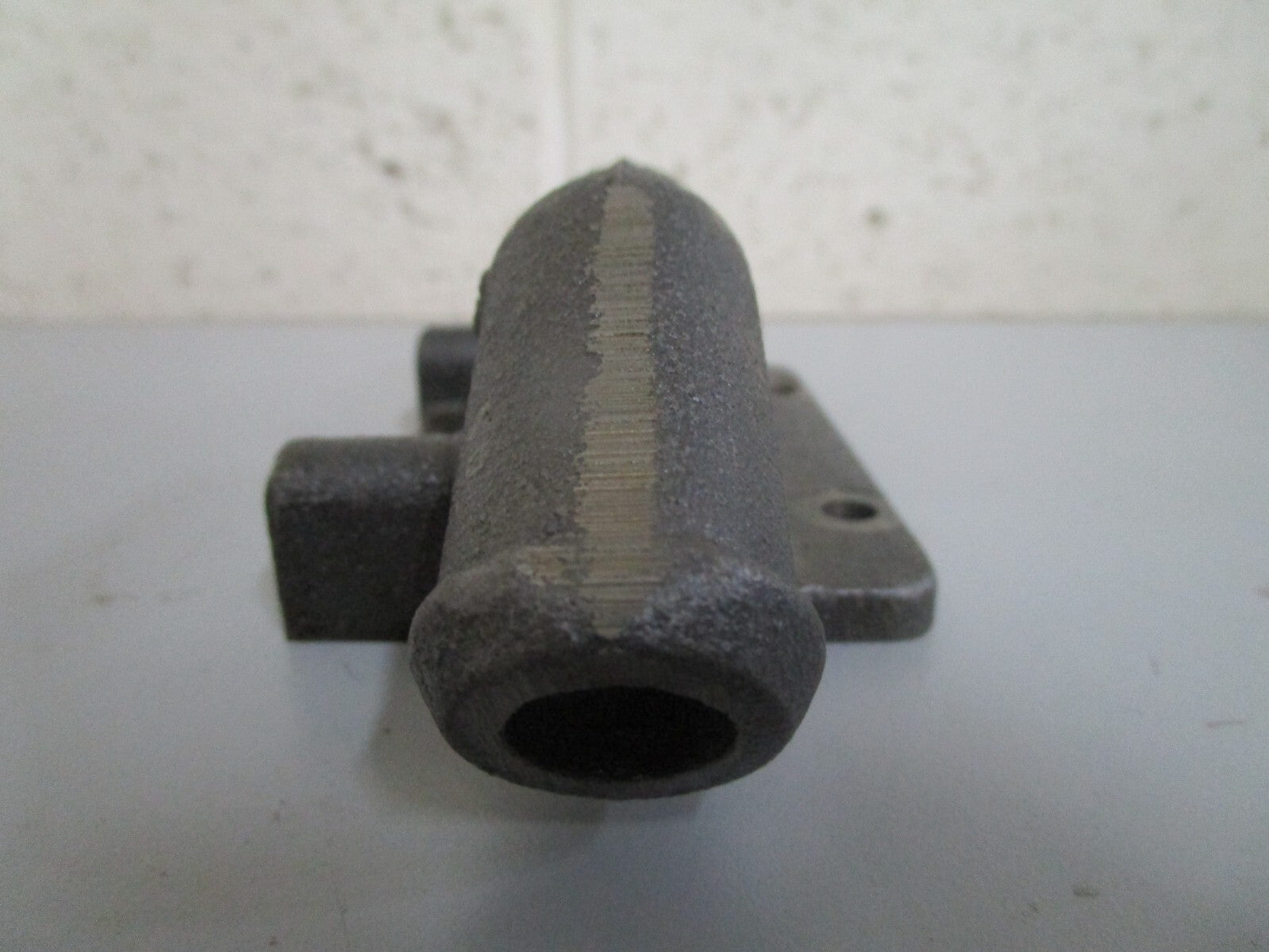 *NEW OEM* 0820 OMC Johnson Evinrude Housing 908216 0908216