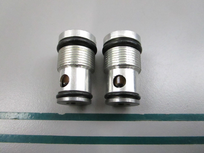 NEW OEM (LOT OF 2) 48530-87D02 Suzuki Valve Assembly 0810
