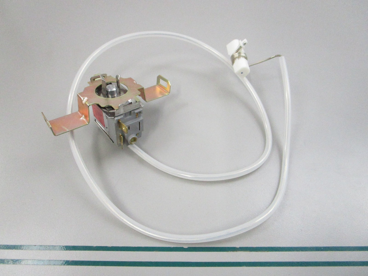 NEW OEM W10866230 Whirlpool Thermostat 0810