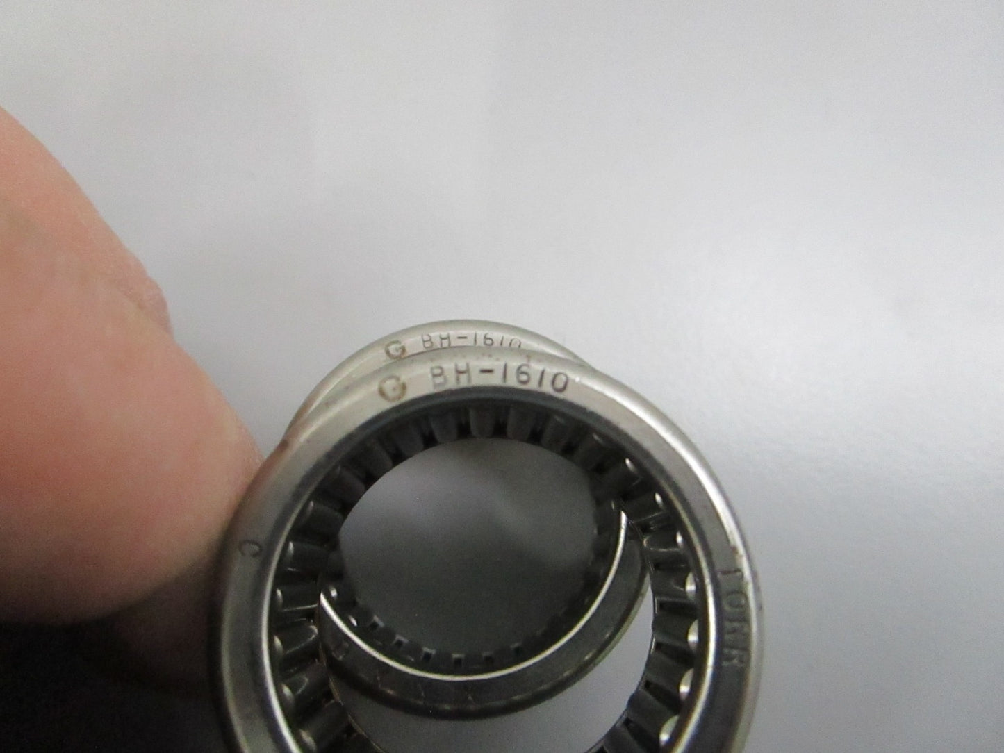 NEW OEM (LOT OF 2) 31-43999 Mercury Quicksilver Roller Bearing 0810