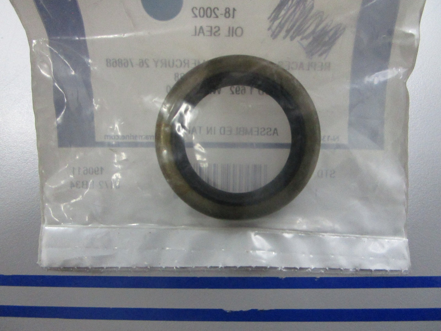 *NEW* 0810 Sierra Oil Seal 18-2002 Replaces: OMC 320862 Mercury: 26-76868