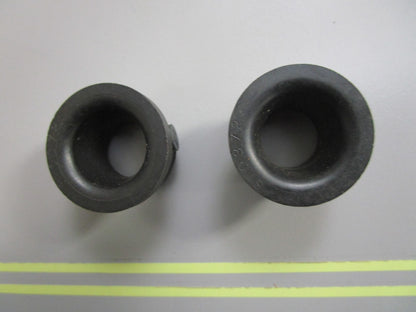 *NEW OEM* (LOT OF 2) 0810 OMC Johnson Evinrude Rubber Grommet 310372 0310372