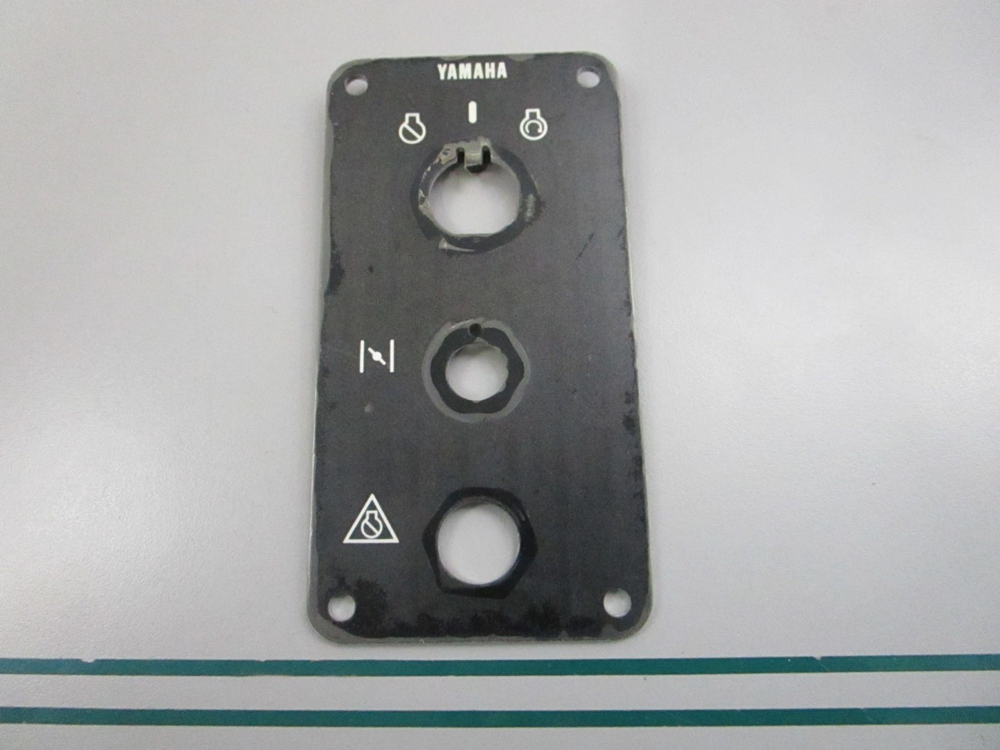 NEW OEM 689-82571-02-00 Yamaha Switch Panel 0810