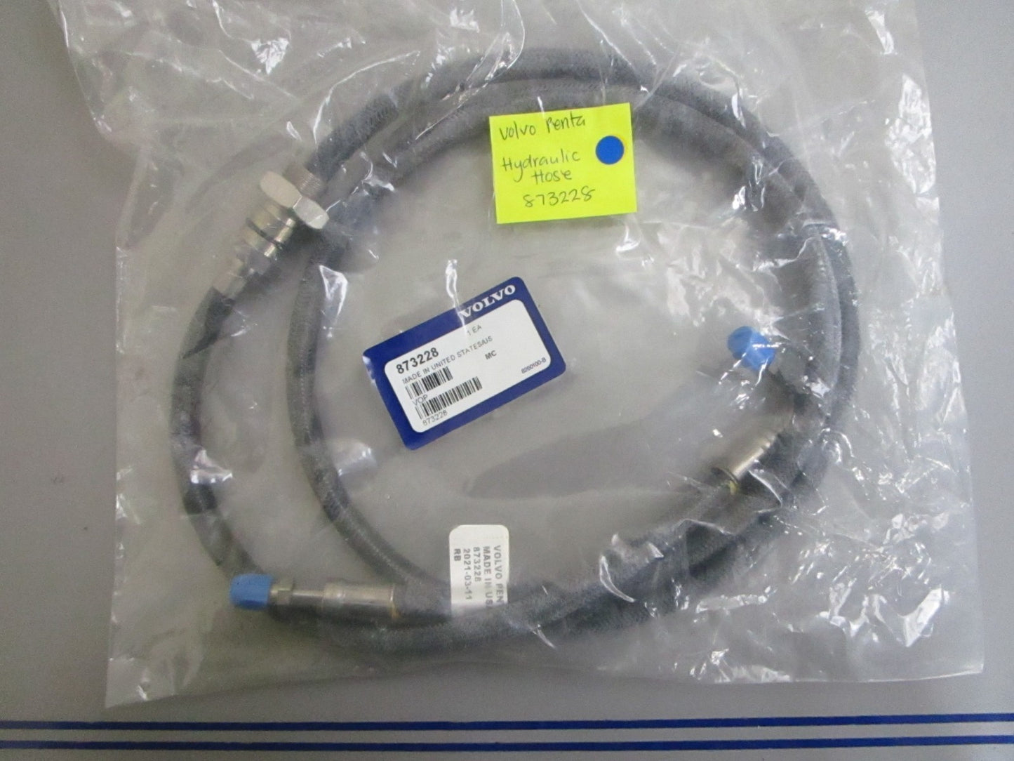 *NEW OEM* 0820 Volvo Penta Hydraulic Hose 873228
