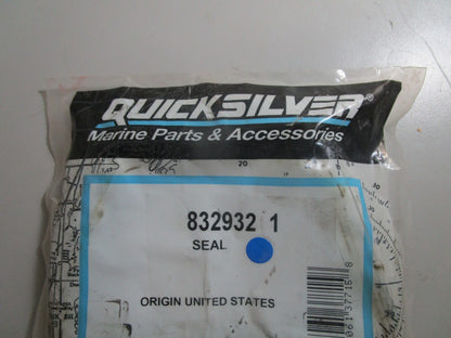 *NEW OEM* 0810 Mercury Quicksilver Seal 832932 1