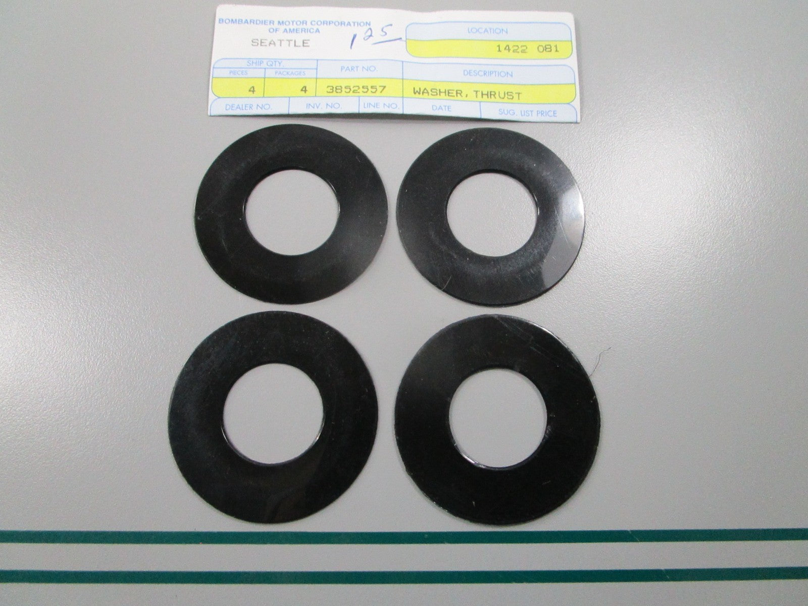 NEW OEM (LOT OF 4) 3852557 OMC Johnson Evinrude Thrust Washer 0810