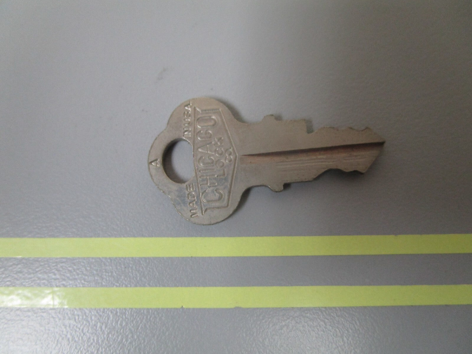 *NEW OEM* 0810 OMC Johnson Evinrude Ignition Key KF23 501538 0501538