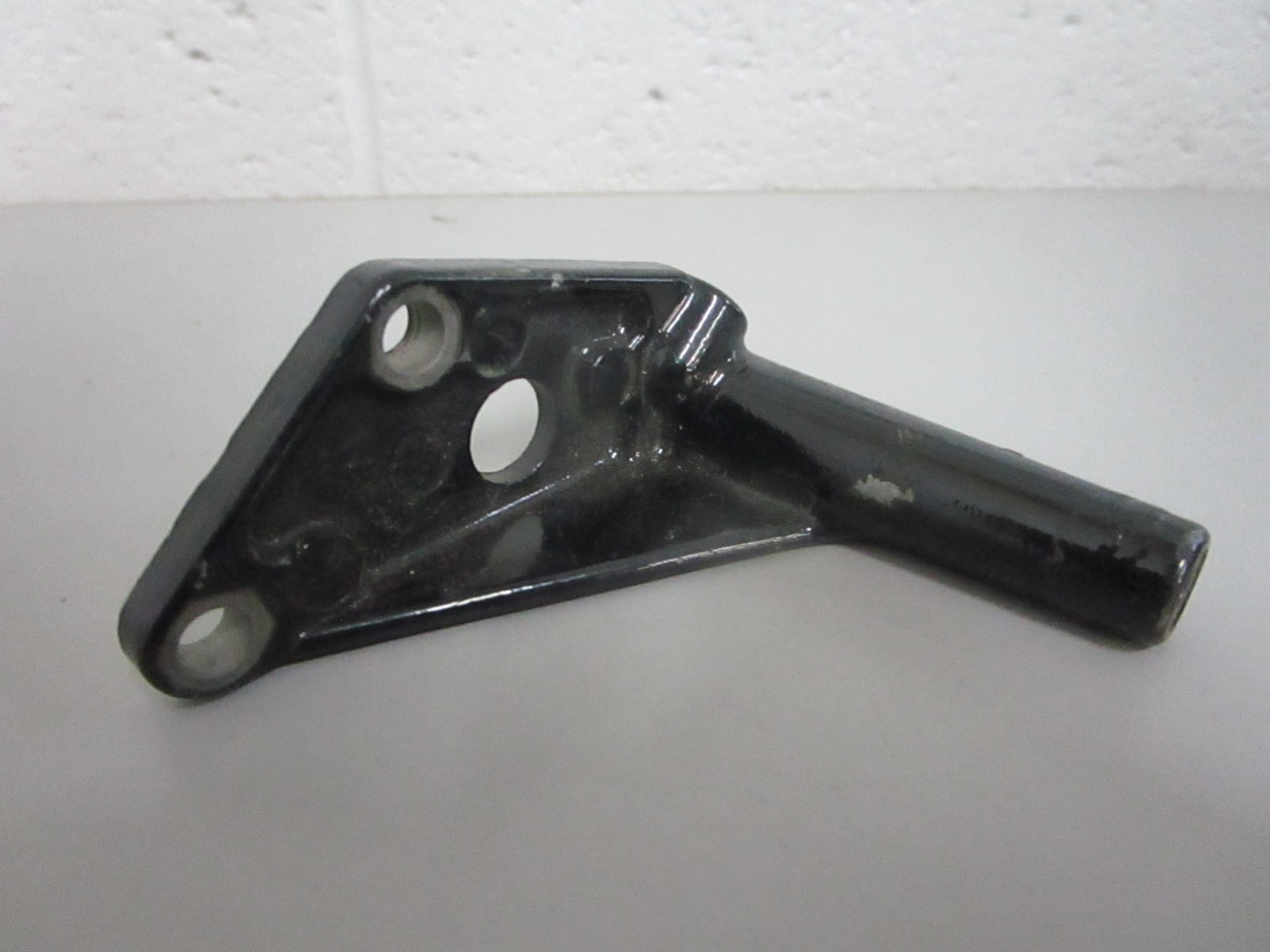 NEW OEM 42114 Mercury Quicksilver Support Bracket 0820